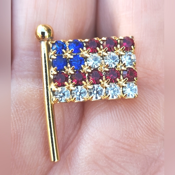 Nordstrom Jewelry Patriotic Swarovski Crystal Flag & Eagle Lapel Pins - Picture 2 of 5